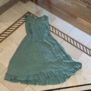 BODY FLIRT green dress